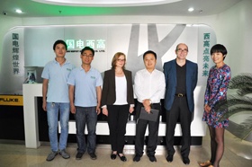 加拿大生產(chǎn)商來(lái)我司談合作