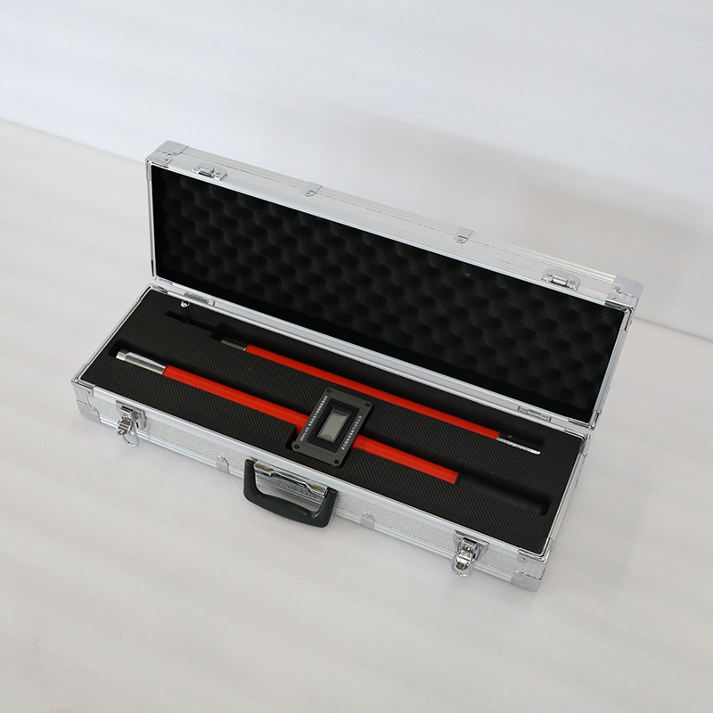 發(fā)電機(jī)定子線(xiàn)圈端部表面電位測(cè)量?jī)x實(shí)物圖